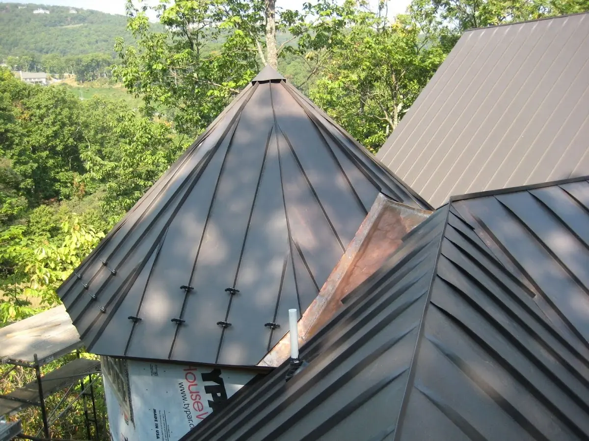 Professional Roof Tarp Installation by Craftsman Roofing in Greenbriar Village